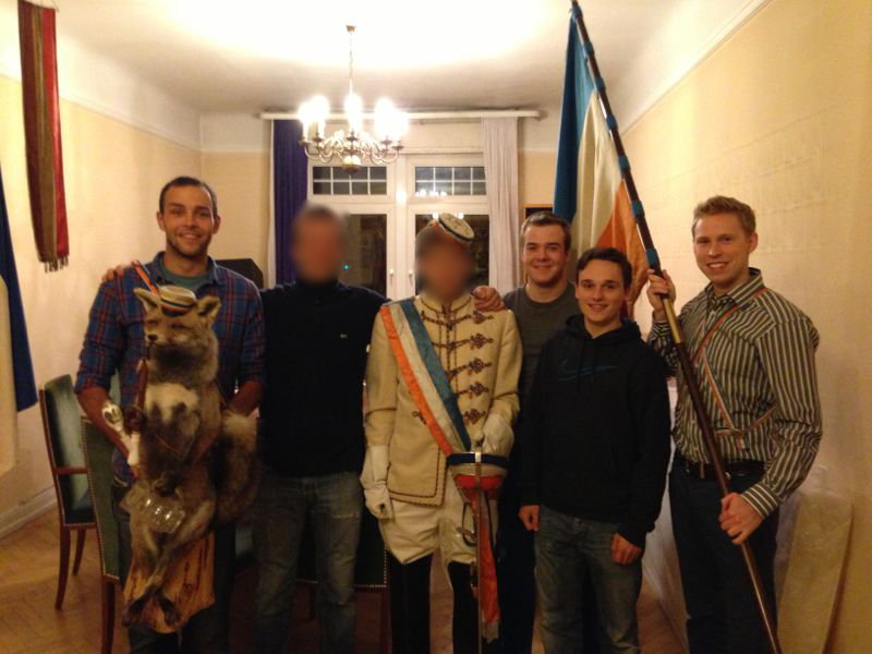 Fuxenstall WS 2012/13: Christian Kiemer, Name entfernt, Name entfernt, Felix Klingebiel, Name entfernt und FM Philipp Eckrodt (v.l.n.r.)